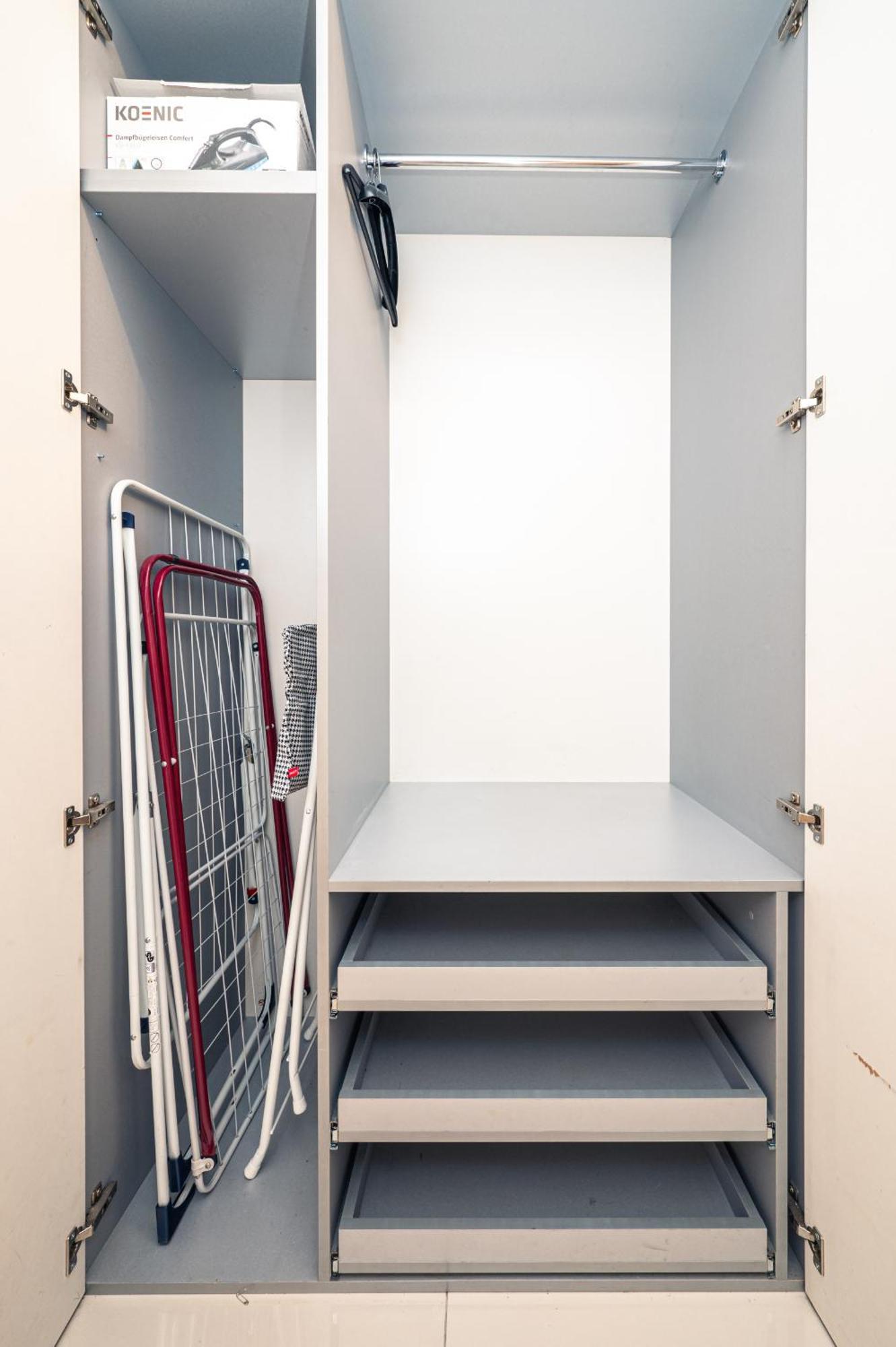 Apartment Center - Parking, Balcony, Workspace, Ac - By Rentujemy *